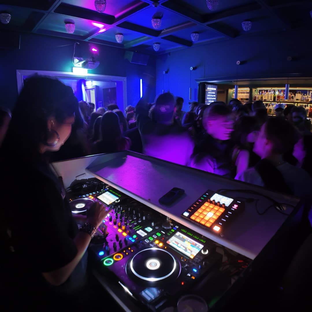 Platoon DJs på Södra Teatern
